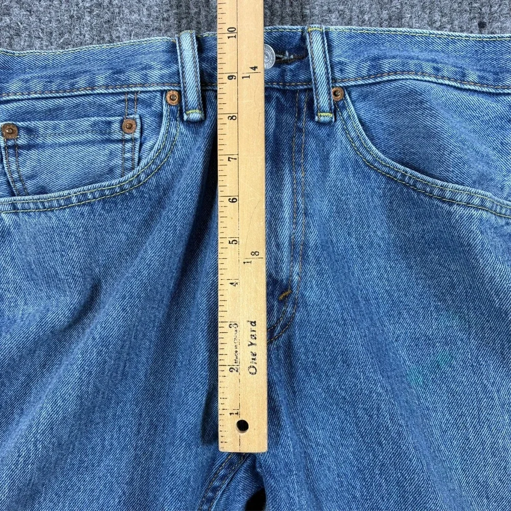 Levis 505 Mens Straight Leg Jeans Size 32x30 Medium Wash Regular Fit Mid Rise